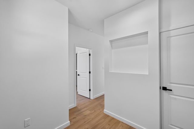 121 9th Avenue NW, Rio Rancho, NM 87124