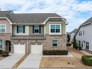 9318 Lennox Laurel Circle, Raleigh, NC 27617