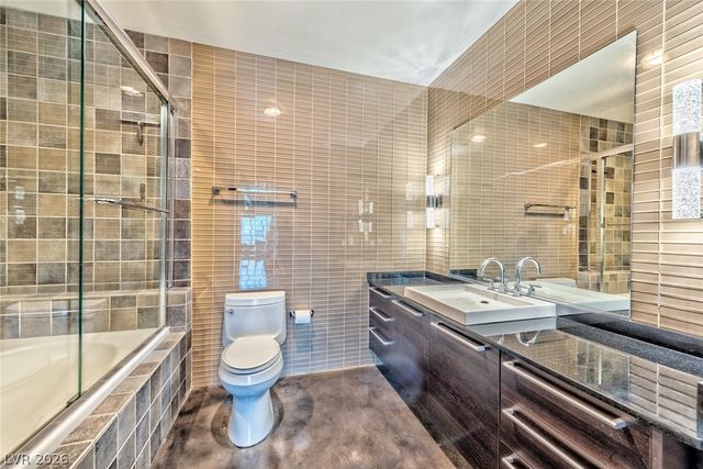 200 Hoover Avenue 1708, Las Vegas, NV 89101