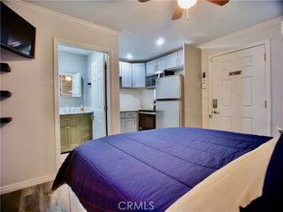 1220 56th Street 1/2, Los Angeles, CA 90037