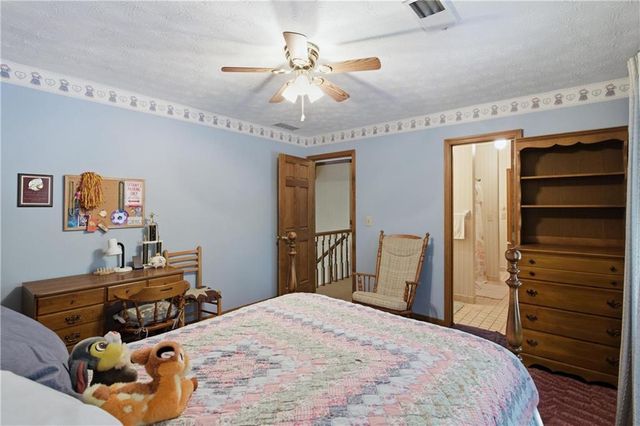 360 Huntington Court SE, Conyers, GA 30094