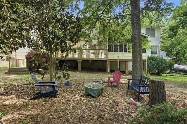360 Huntington Court SE, Conyers, GA 30094