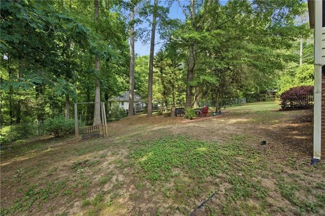 360 Huntington Court SE, Conyers, GA 30094