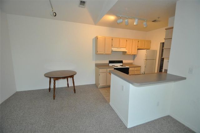 5709 LEGACY CRESCENT PLACE 301, Riverview, FL 33578