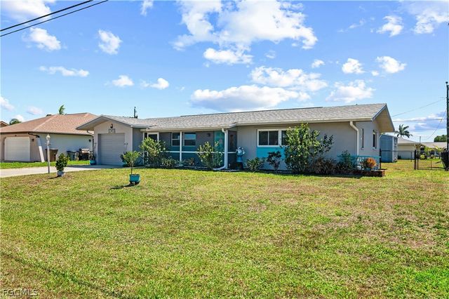 530 SE 34th TER, Cape Coral, FL 33904