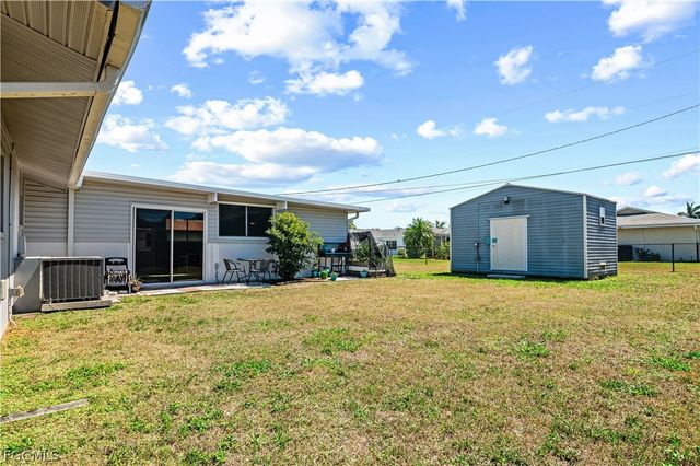 530 SE 34th TER, Cape Coral, FL 33904