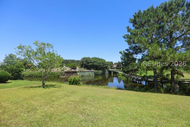 18 Murray Hill Dr, Bluffton, SC 29909