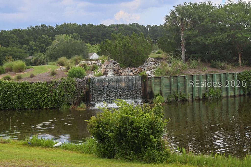 18 Murray Hill Dr, Bluffton, SC 29909