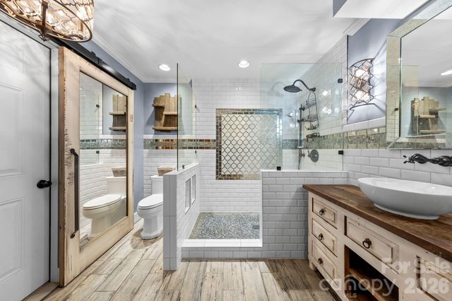 1512 Ideal Way, Charlotte, NC 28203