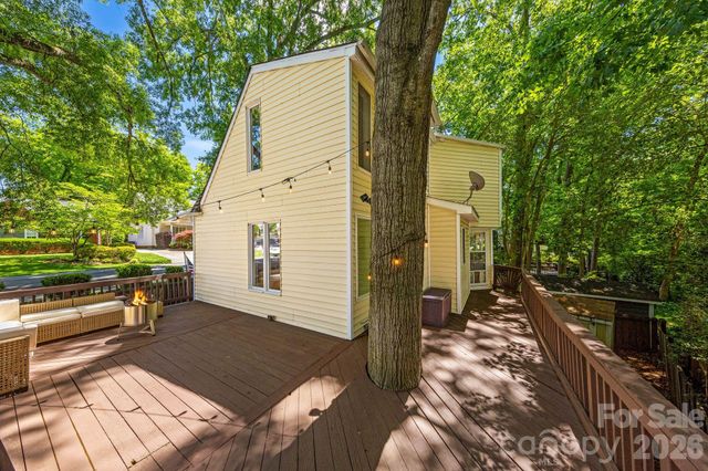 1512 Ideal Way, Charlotte, NC 28203