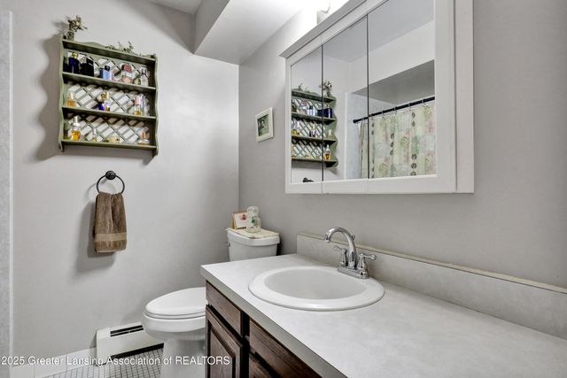 545 Red Cedar Boulevard, Williamston, MI 48895