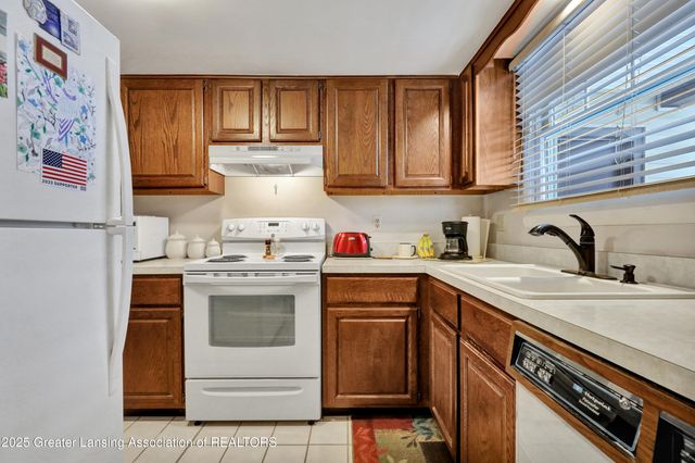 545 Red Cedar Boulevard, Williamston, MI 48895