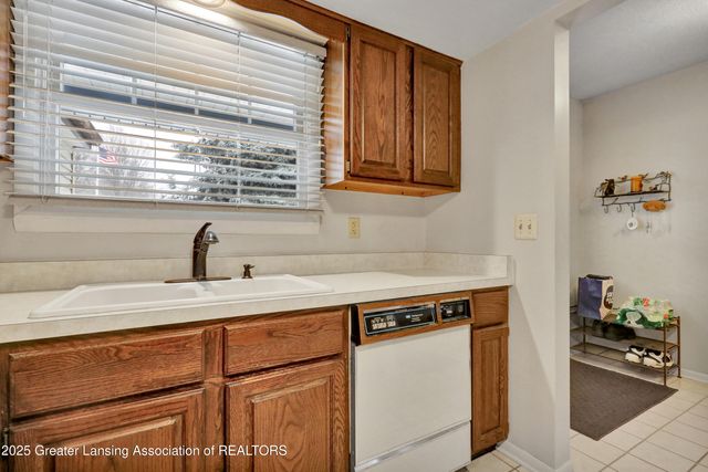 545 Red Cedar Boulevard, Williamston, MI 48895