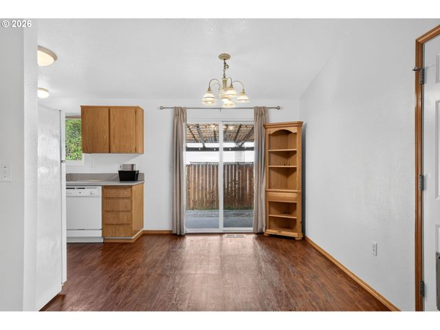 9654 N EDISON St, Portland, OR 97203