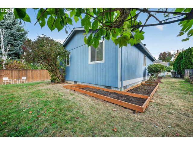 9654 N EDISON St, Portland, OR 97203