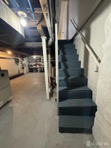 150 150 South Olden Avenue, Trenton, NJ 08609
