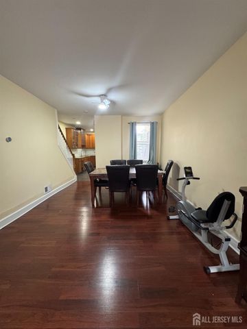 150 150 South Olden Avenue, Trenton, NJ 08609