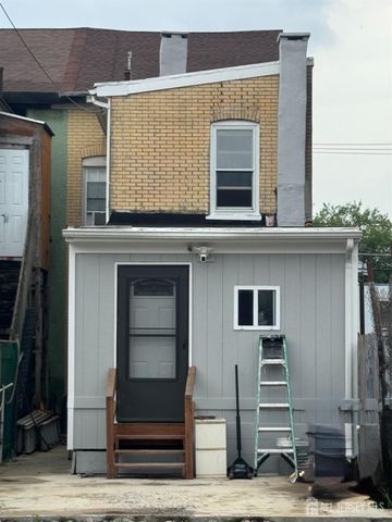 150 150 South Olden Avenue, Trenton, NJ 08609