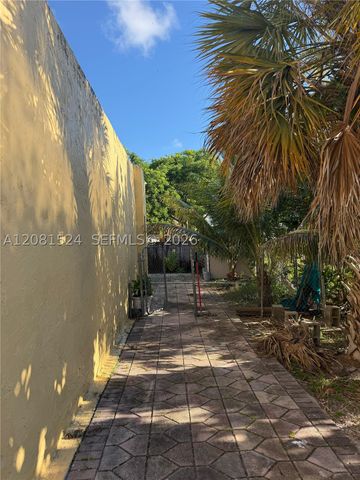 201 NW 43rd Pl 201, Deerfield Beach, FL 33064