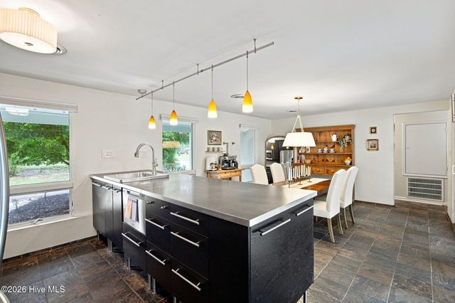 4837 College Acres Drive, Wilmington, NC 28403