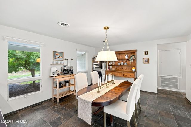 4837 College Acres Drive, Wilmington, NC 28403