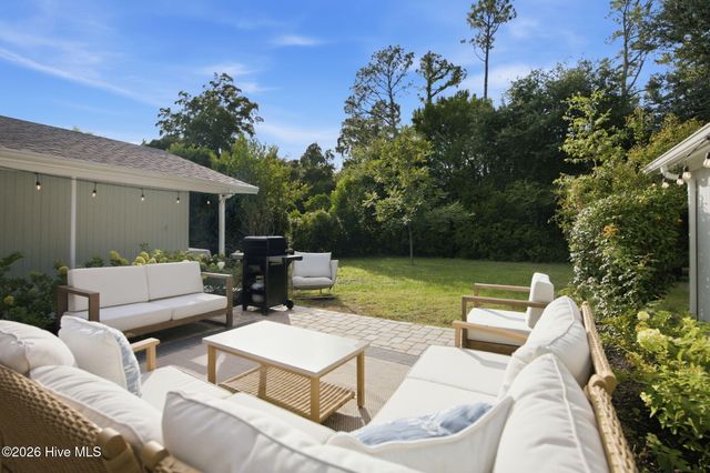 4837 College Acres Drive, Wilmington, NC 28403