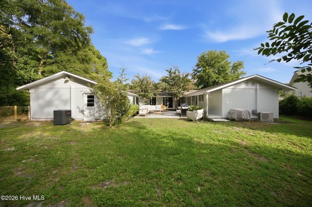 4837 College Acres Drive, Wilmington, NC 28403