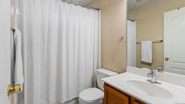 9019 Lilac, Universal City, TX 78148