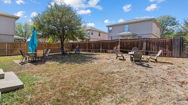 9019 Lilac, Universal City, TX 78148
