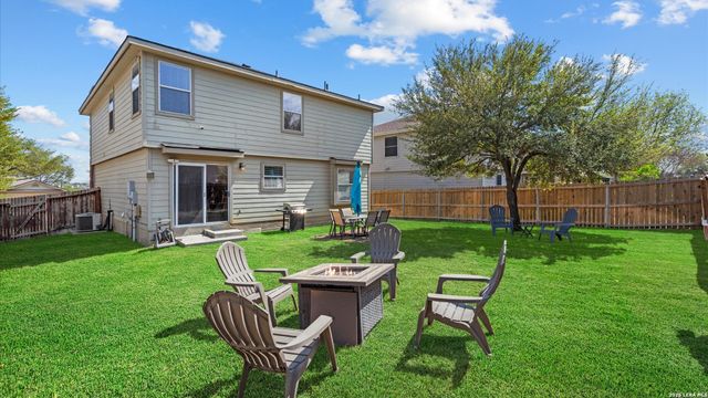9019 Lilac, Universal City, TX 78148