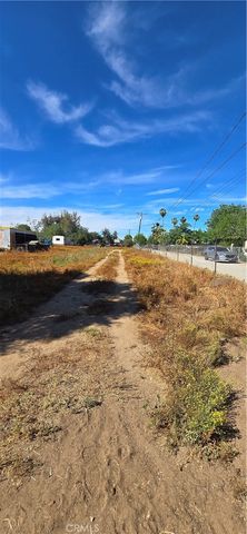 22401 Ellis Avenue, Perris, CA 92570