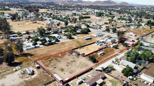 22401 Ellis Avenue, Perris, CA 92570
