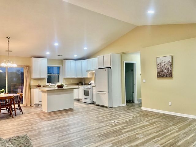191 Sweet Meadow Drive, Kent City Vllg, MI 49330