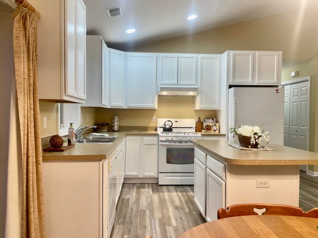 191 Sweet Meadow Drive, Kent City Vllg, MI 49330