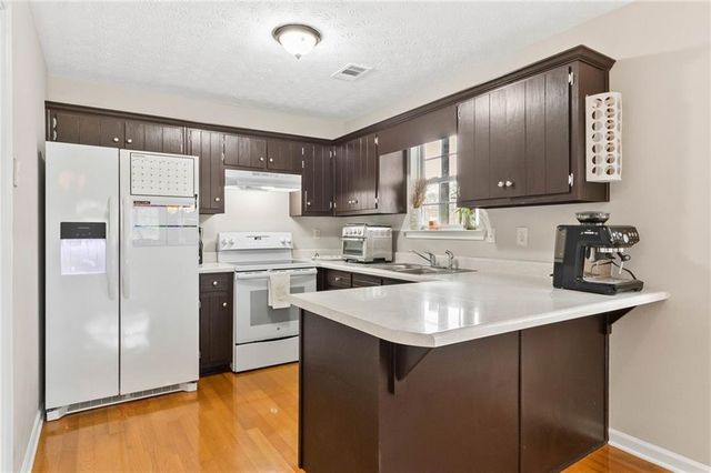 132 Millstone Drive, Commerce, GA 30530