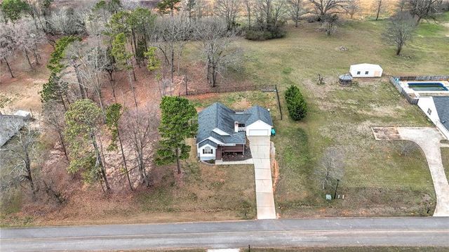 132 Millstone Drive, Commerce, GA 30530