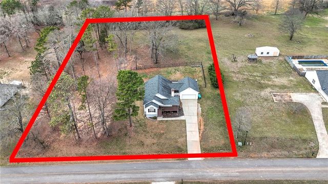 132 Millstone Drive, Commerce, GA 30530