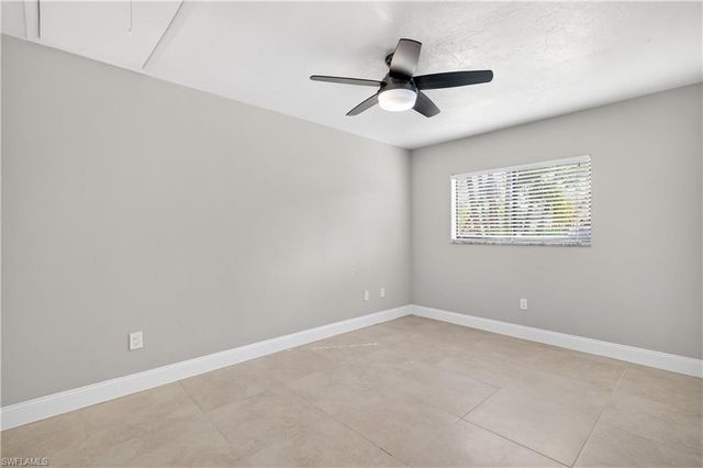 7164 Lyle TER # 2, Fort Myers, FL 33907