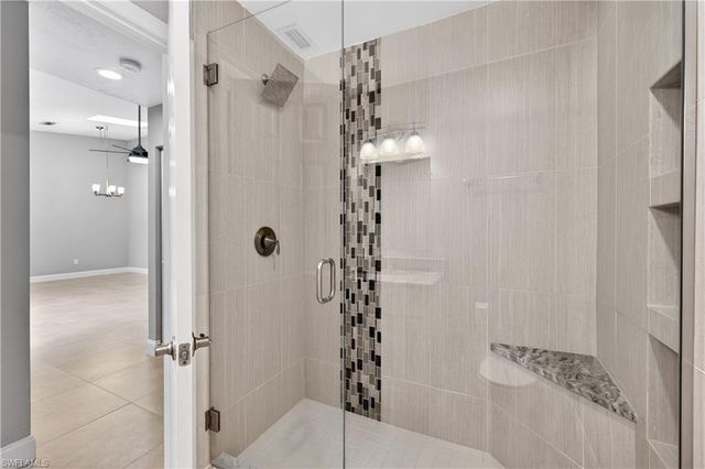 7164 Lyle TER # 2, Fort Myers, FL 33907