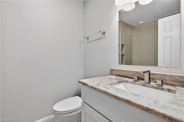 7164 Lyle TER # 2, Fort Myers, FL 33907