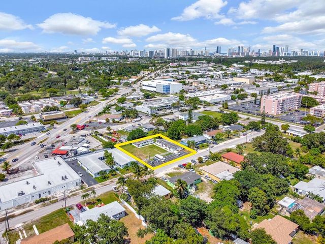 1725 NE 148TH Street 2, Miami, FL 33181
