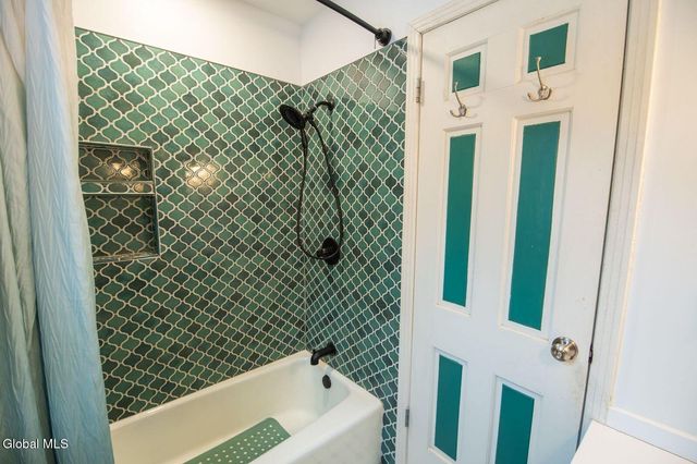 20 Buena Vista Avenue, Queensbury, NY 12804