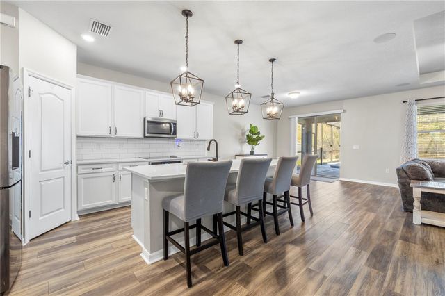 7618 POOL COMPASS LOOP, Wesley Chapel, FL 33545