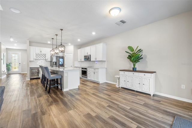 7618 POOL COMPASS LOOP, Wesley Chapel, FL 33545