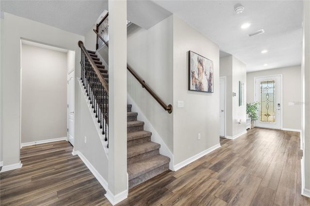 7618 POOL COMPASS LOOP, Wesley Chapel, FL 33545