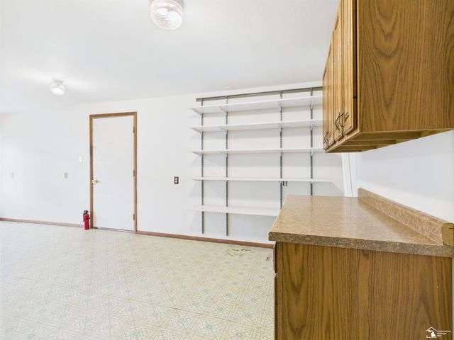 4356 14th Street, Luna Pier, MI 48157