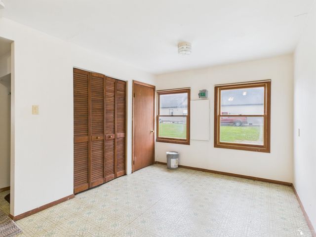 4356 14th Street, Luna Pier, MI 48157