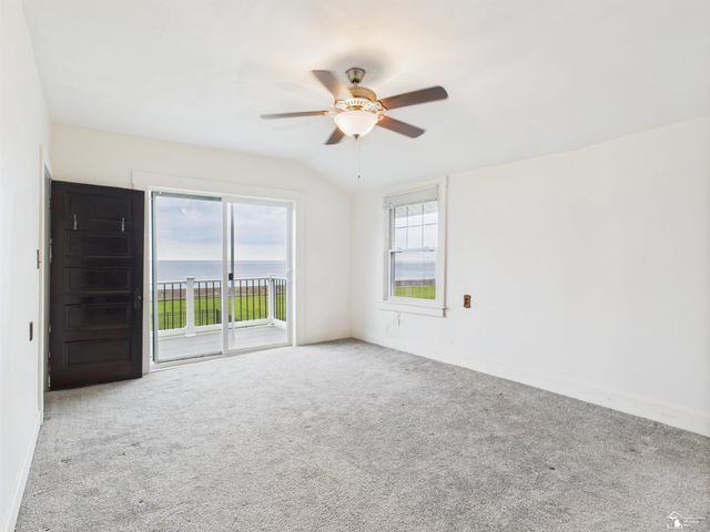 4356 14th Street, Luna Pier, MI 48157