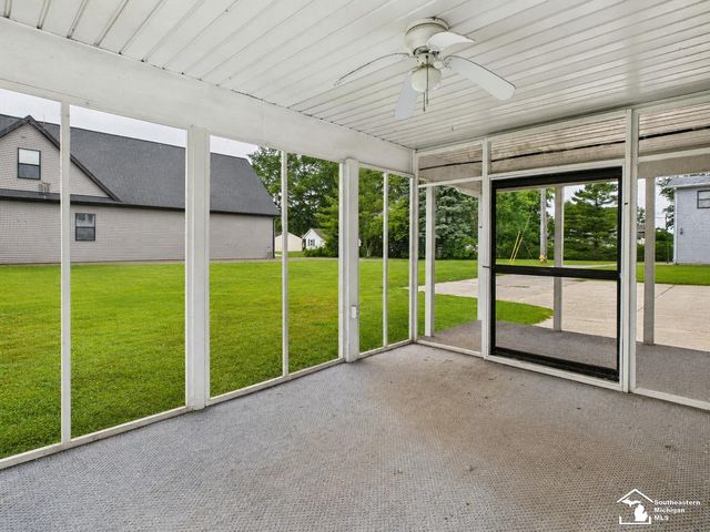 4356 14th Street, Luna Pier, MI 48157
