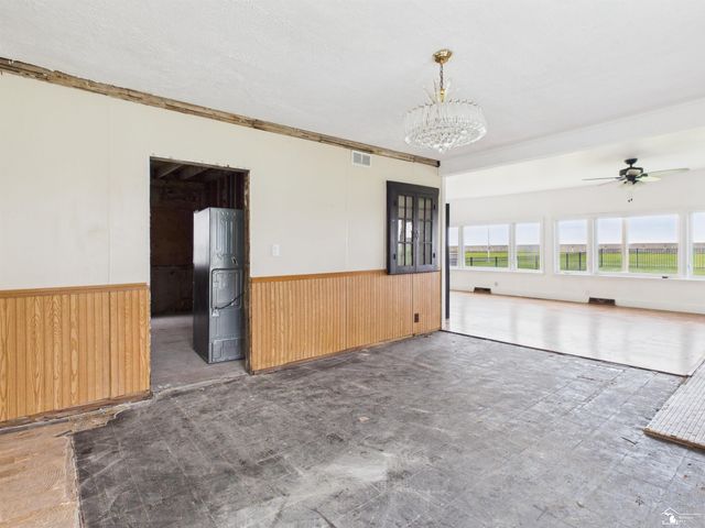 4356 14th Street, Luna Pier, MI 48157